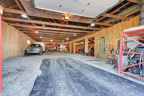 Garage - 1660  - 1662 Rue Principale, Saint-Cuthbert, QC - Indoor
