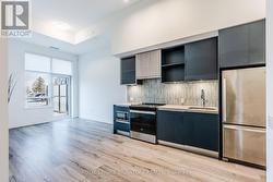 132 - 395 DUNDAS STREET W  Oakville, ON L6M 5R8