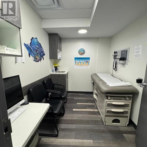 10 Main Street, Mississauga, ON 