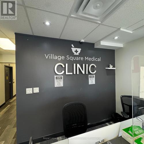 10 Main Street, Mississauga, ON 