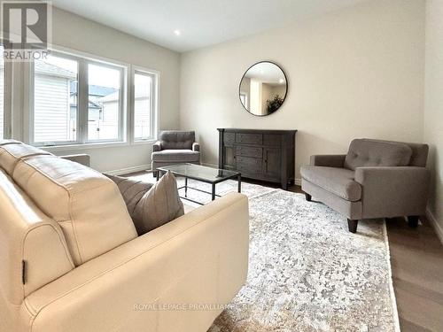 35 Athabaska Drive, Belleville (Thurlow Ward), ON - Indoor Photo Showing Living Room