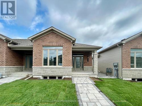 35 ATHABASKA DRIVE  Belleville (Thurlow Ward), ON K8N 0T1