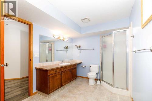 6010 Orr Drive, Red Deer, AB - Indoor Photo Showing Bathroom