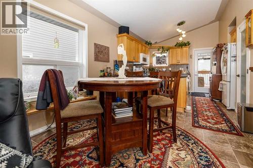37 Regatta Way, Sylvan Lake, AB - Indoor Photo Showing Dining Room