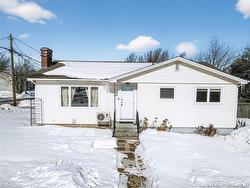 25 Scarborough AVE  Moncton, NB E1C 3X1