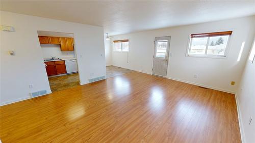 4-2504 12Th Street, Cranbrook, BC - Indoor Photo Showing Other Room