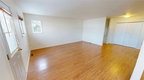 4-2504 12Th Street, Cranbrook, BC - Indoor Photo Showing Other Room