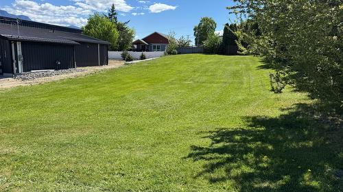 1429 Alder Street, Creston, BC - Outdoor