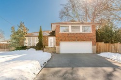 27 Hernshaw Crescent  Toronto, ON M9C 3M3