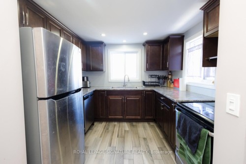 317 Britannia Avenue, Hamilton, ON - Indoor Photo Showing Kitchen