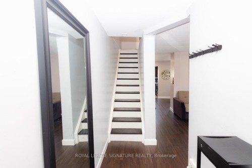 317 Britannia Avenue, Hamilton, ON - Indoor Photo Showing Other Room