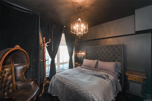 302-91 Chapel St, Nanaimo, BC - Indoor Photo Showing Bedroom