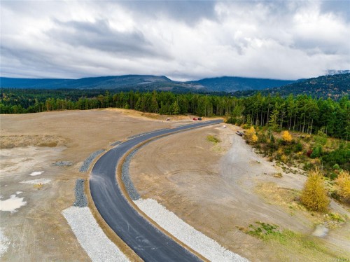 5 Ashling Rd, Qualicum Beach, BC 