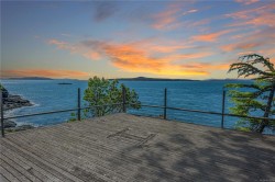 27113 Schooner Way  Pender Island, BC V0N 2M0