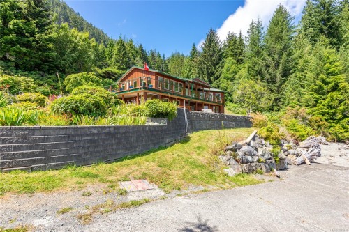 23 Sayward Rd, Sayward, BC 
