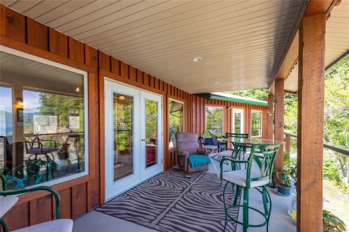 23 Sayward Rd, Sayward, BC 