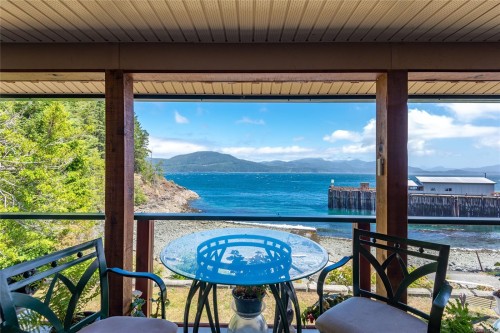 23 Sayward Rd, Sayward, BC 