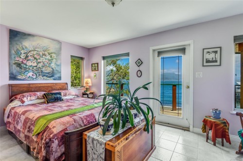 23 Sayward Rd, Sayward, BC 