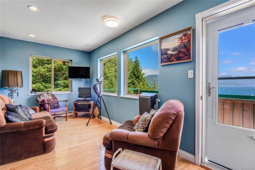 23 Sayward Rd, Sayward, BC 