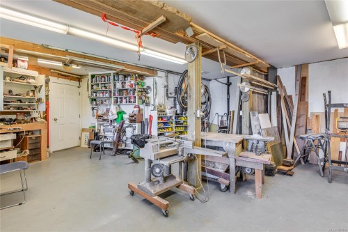 23 Sayward Rd, Sayward, BC 