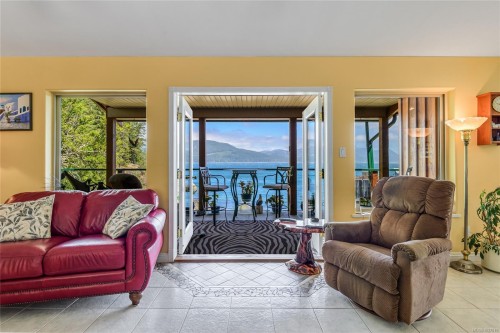 23 Sayward Rd, Sayward, BC 