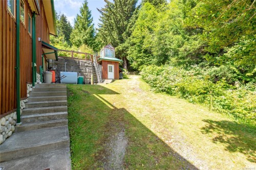 23 Sayward Rd, Sayward, BC 