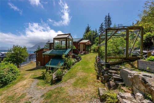 23 Sayward Rd, Sayward, BC 