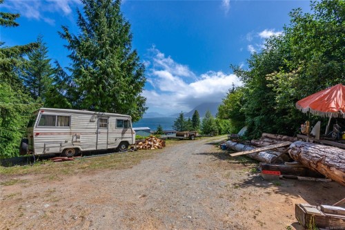 23 Sayward Rd, Sayward, BC 