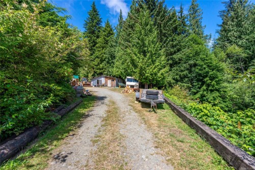 23 Sayward Rd, Sayward, BC 