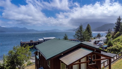 23 Sayward Rd, Sayward, BC 