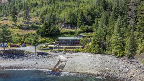 23 Sayward Rd, Sayward, BC 