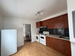 2-454 Rue Mercier  Saint-Jean-Sur-Richelieu, QC J3B 6J2