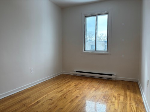 Chambre à coucher - 8920 14E Avenue, Montréal (Villeray/Saint-Michel/Parc-Extension), QC - Indoor Photo Showing Other Room