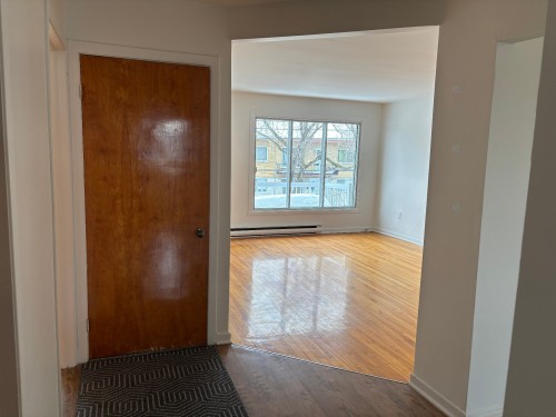 Hall d'entrée/Vestibule - 8920 14E Avenue, Montréal (Villeray/Saint-Michel/Parc-Extension), QC - Indoor Photo Showing Other Room
