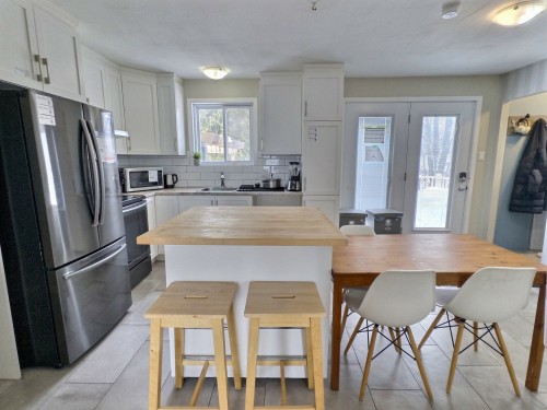 Cuisine - 256 Ch. Dr-Lemay, Rouyn-Noranda, QC - Indoor