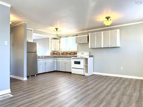 20 Dickey Street, Amherst, NS 