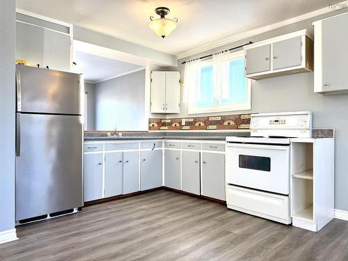 20 Dickey Street, Amherst, NS 