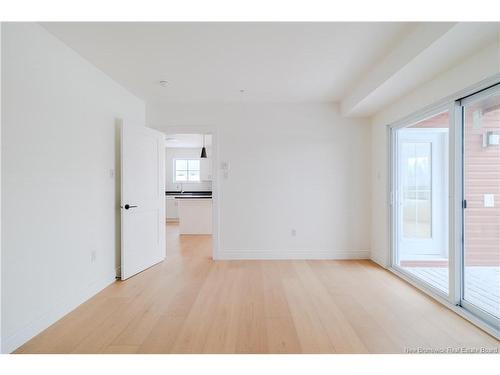 975 Brookside Dr, Fredericton, NB 