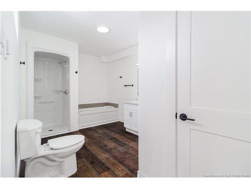 975 Brookside Dr, Fredericton, NB 