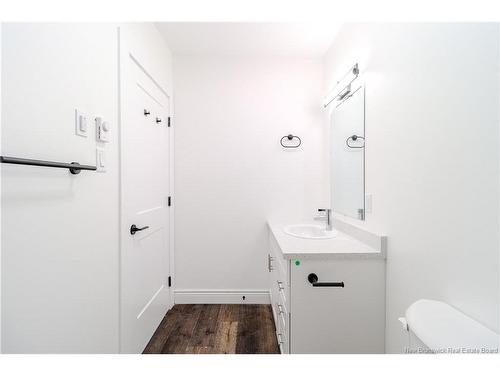 975 Brookside Dr, Fredericton, NB 