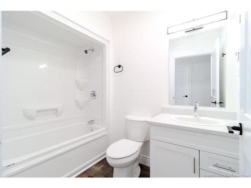 975 Brookside Dr, Fredericton, NB 