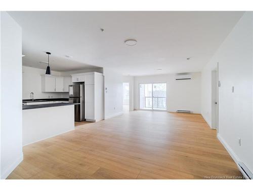 975 Brookside Dr, Fredericton, NB 