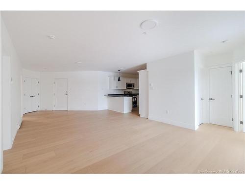 975 Brookside Dr, Fredericton, NB 