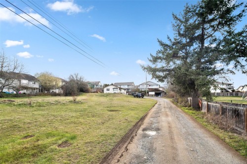 6128 Marsh Rd, Duncan, BC 