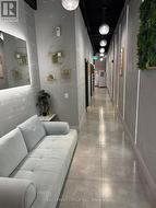 405 DUNDAS STREET W  Toronto, ON M5T 1G6