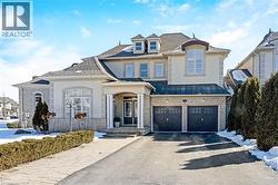 3168 WATERCLIFFE Court  Oakville, ON L6M 0K7