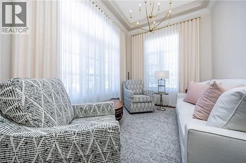 3168 Watercliffe Court, Oakville, ON - Indoor Photo Showing Living Room