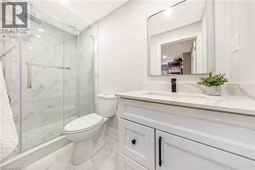 3168 Watercliffe Court, Oakville, ON - Indoor Photo Showing Bathroom