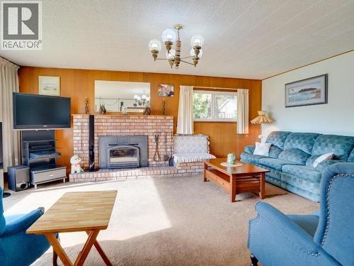 2468 Zilinsky Road, Powell River, BC - Indoor Photo Showing Living Room With Fireplace