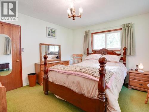 2468 Zilinsky Road, Powell River, BC - Indoor Photo Showing Bedroom